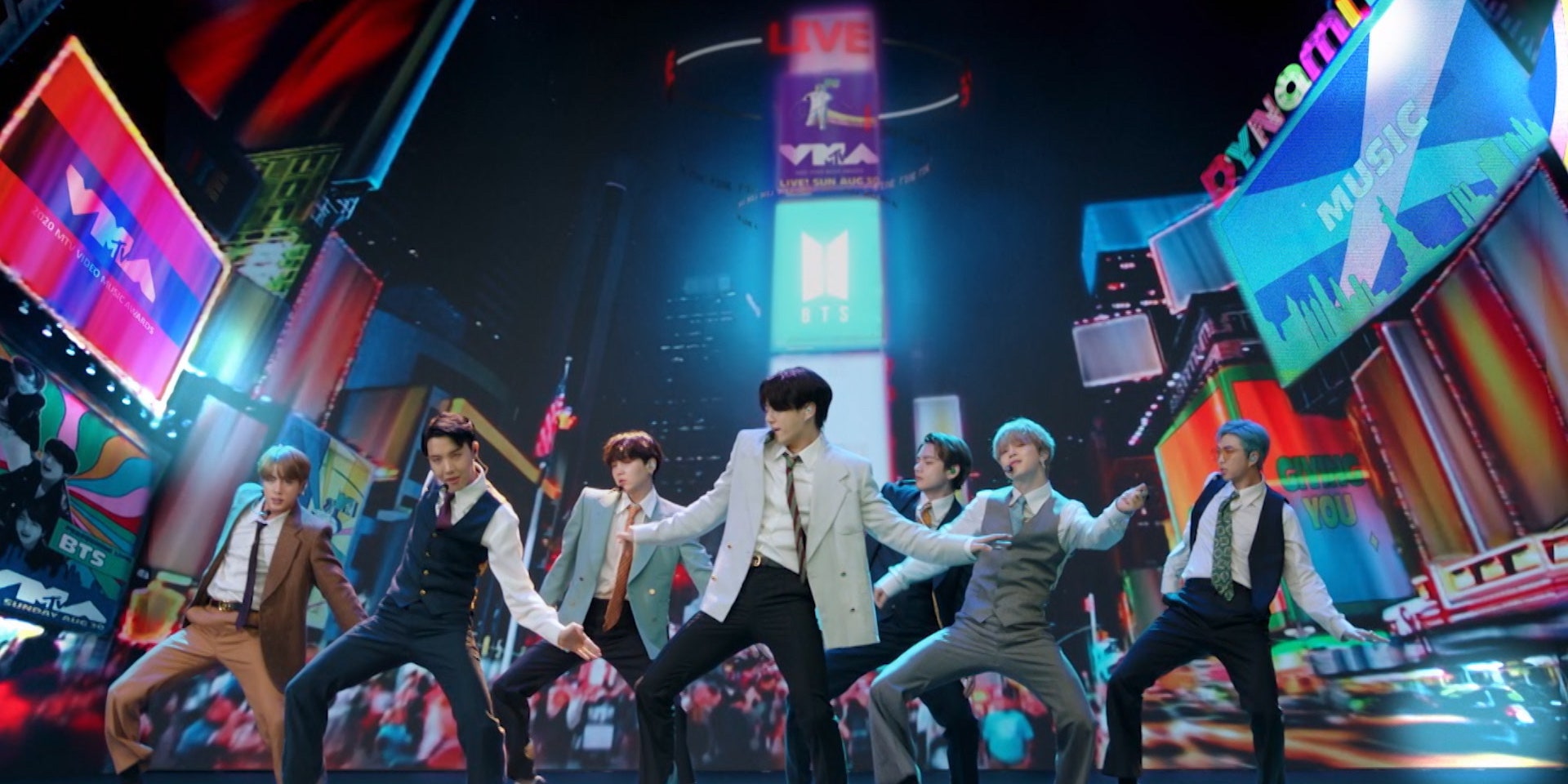BTS Trở Thành Nghệ Sĩ Thứ 2 Ở Châu Á Đạt Quán Quân Trên Billboard Hot 100