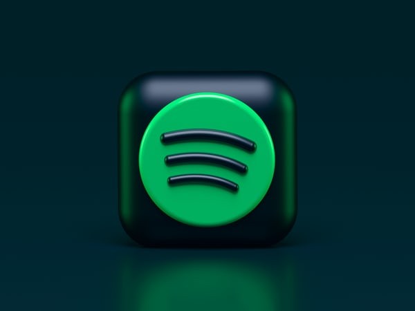 Nhờ Podcast, Spotify Trở Thành Ứng Dụng Stream Nhạc Phát Triển Nhất Ở Mỹ
