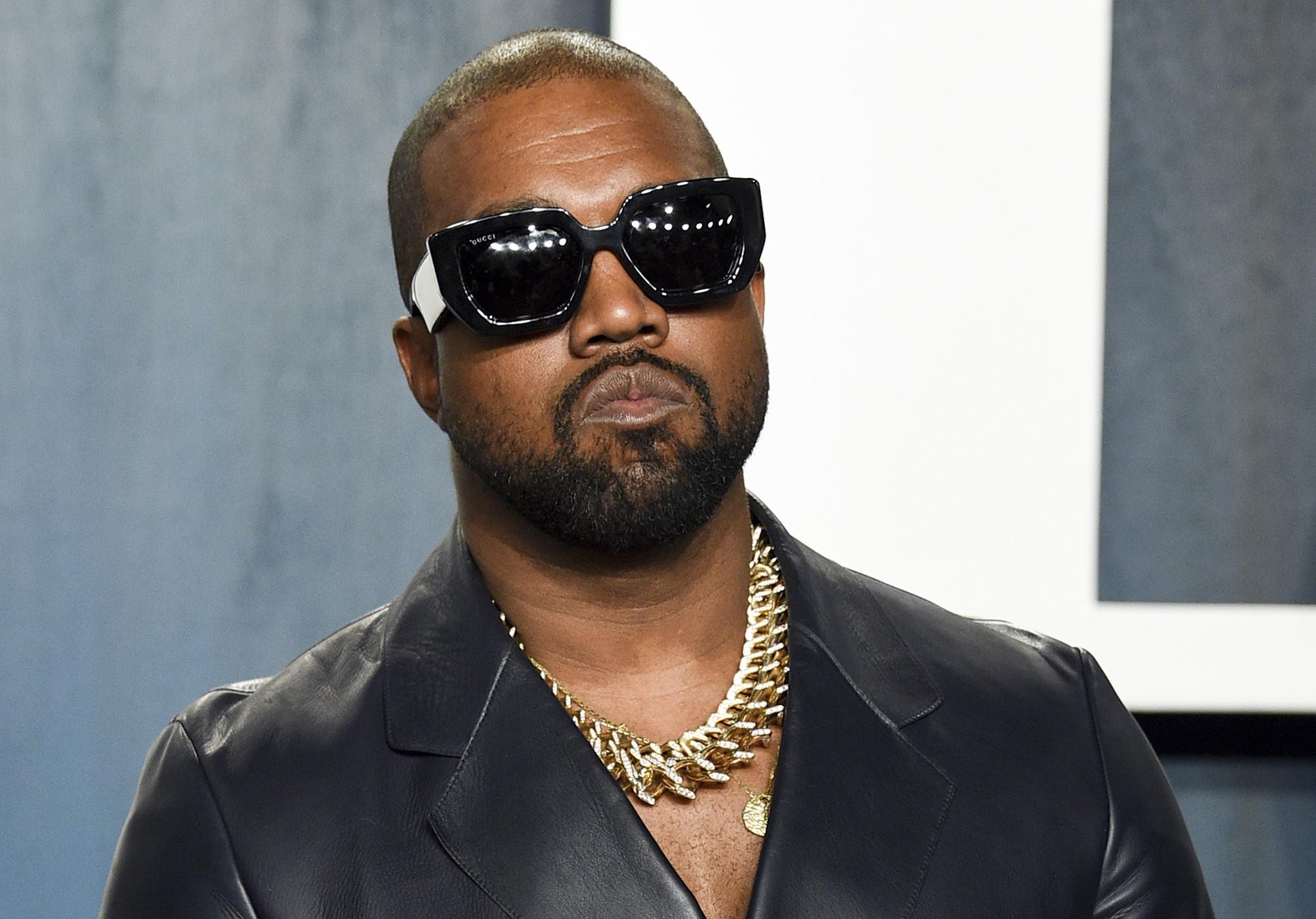 Kanye West Đang Lên Kế Hoạch Ra Mắt Các Dòng Sản Phẩm Công Nghệ Liên Quan Đến “Donda”