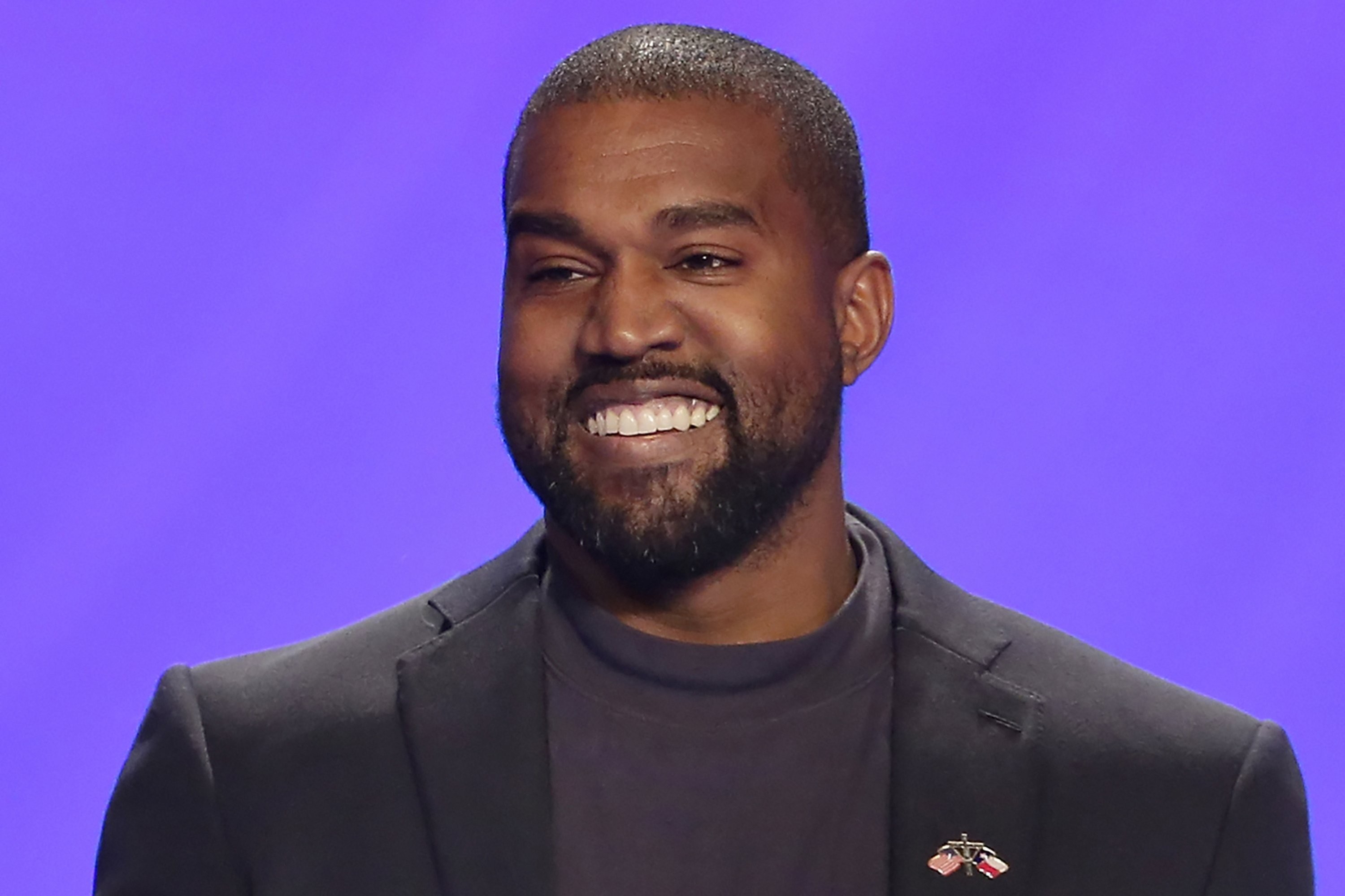 Kanye West Đang Bắt Tay Vào Sản Xuất “Donda 2”