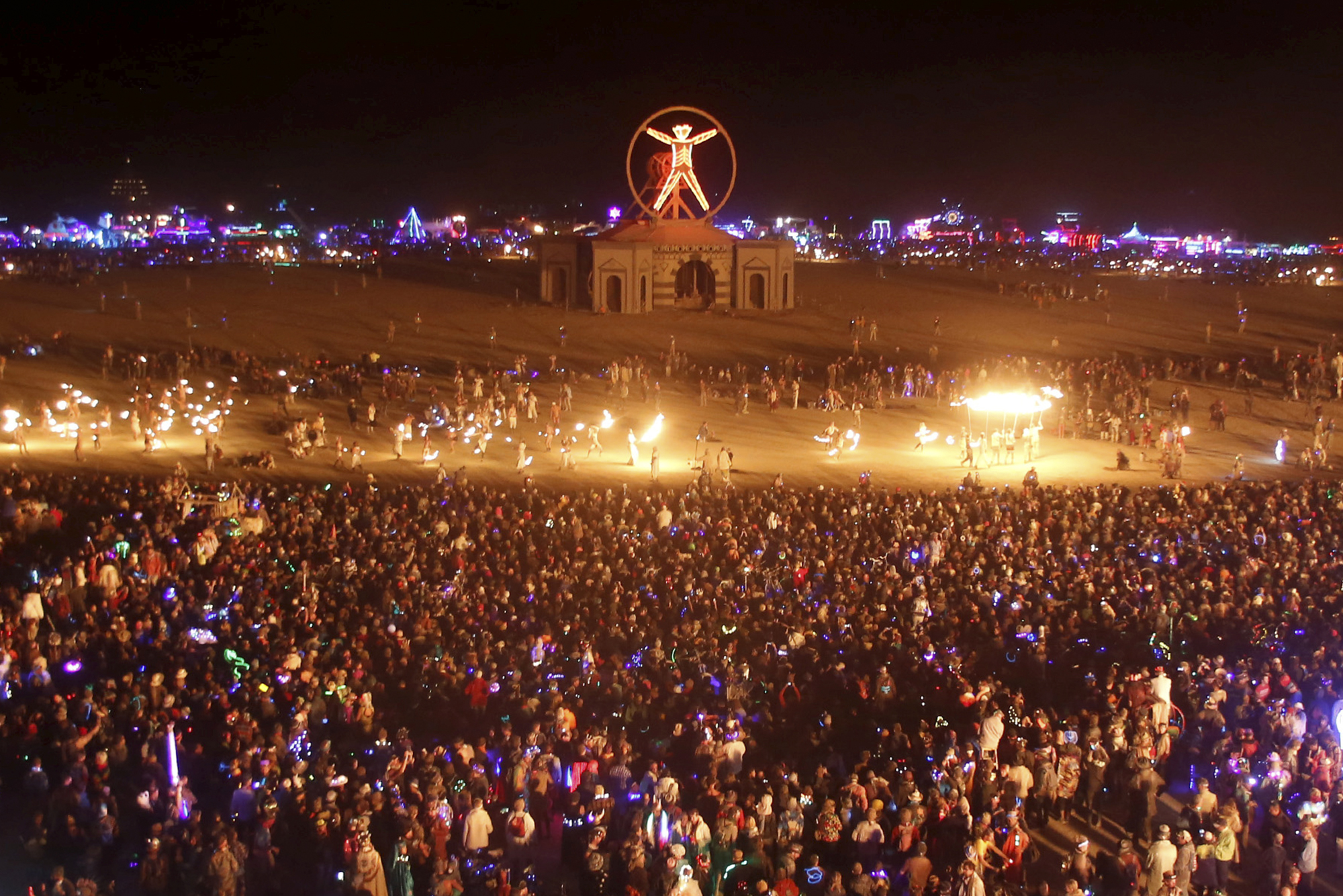 Chiêm Ngưỡng Galaxia - Ngôi Đền Biểu Tượng của Lễ Hội Burning Man 2018