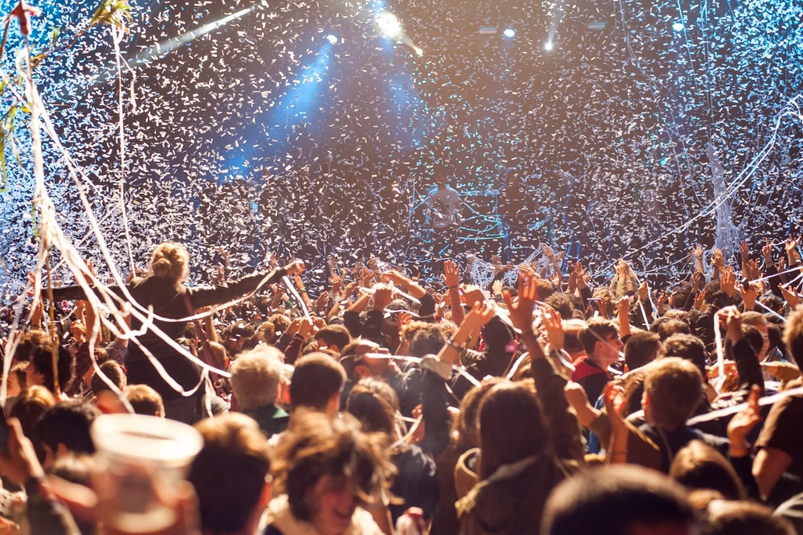 Live Nation Cấm Nhựa Dùng Một Lần Tại Tất Cả Lễ Hội Âm Nhạc