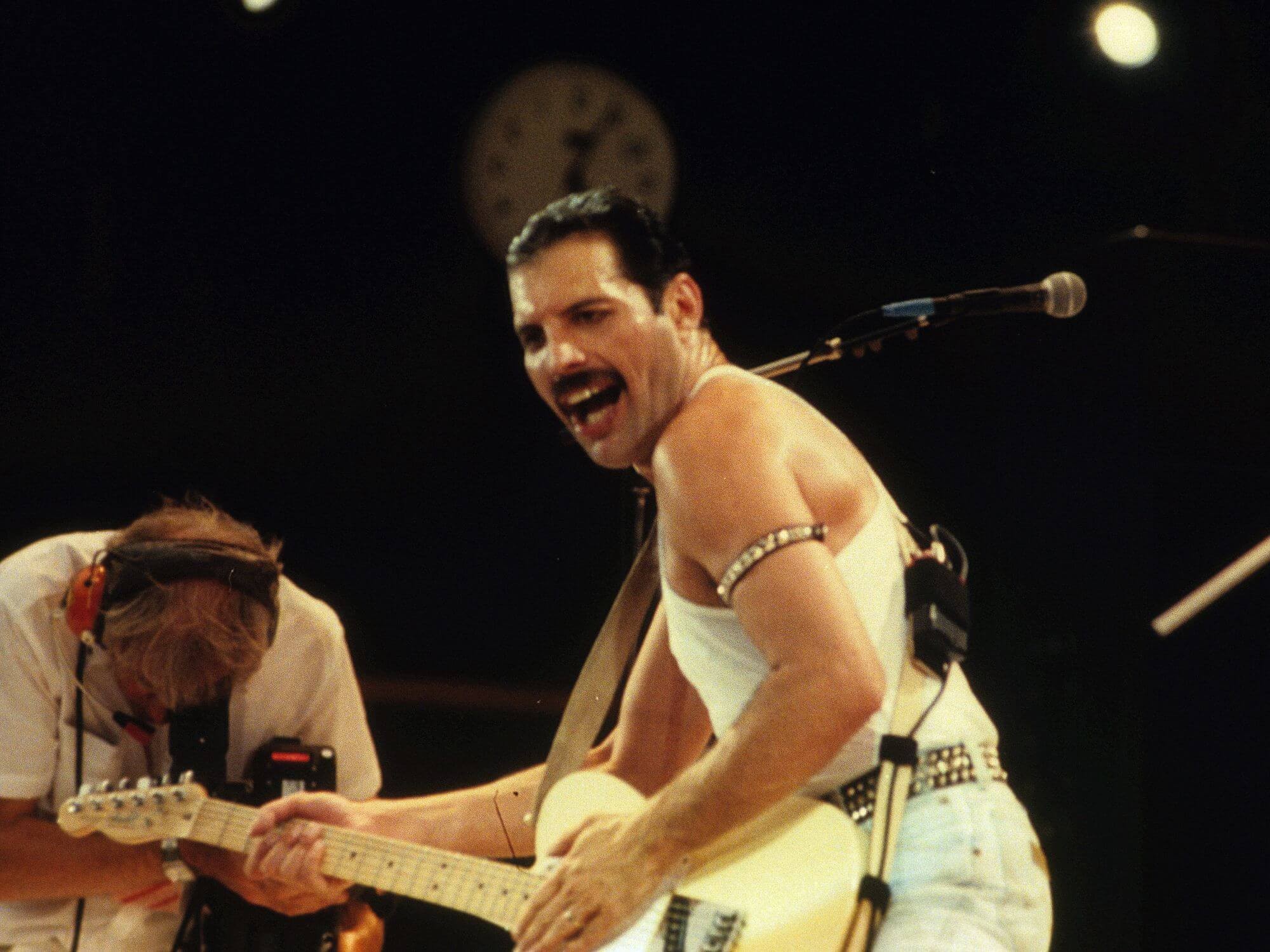 Queen Sẽ Ra Mắt Ca Khúc Mới Với Sự Góp Giọng Của Freddie Mercury Vào Tháng 9 Tới