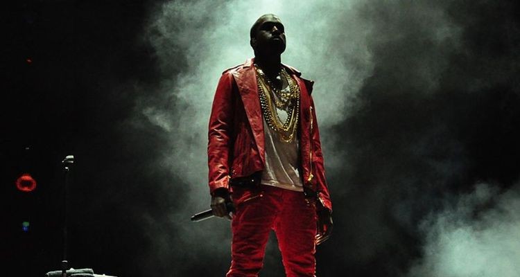Cùng Tìm Hiểu Tổng Tài Sản Của Kanye West Thực Tế Kiếm Được Là Bao Nhiêu ?