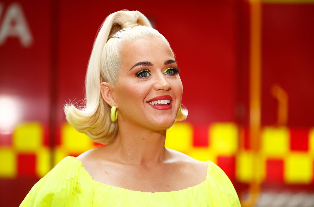 Katy Perry Thổi Luồng Gió Mới Cho Những Câu Chuyện Cổ Tích Trong MV 