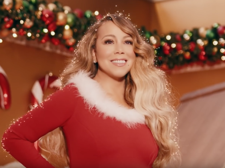 Mariah Carey Đã Viết “All I Want For Christmas Is You” Trong Một Giờ Và Gọi Đó Là Thành Công Lớn Nhất Trong Sự Nghiệp Của Cô