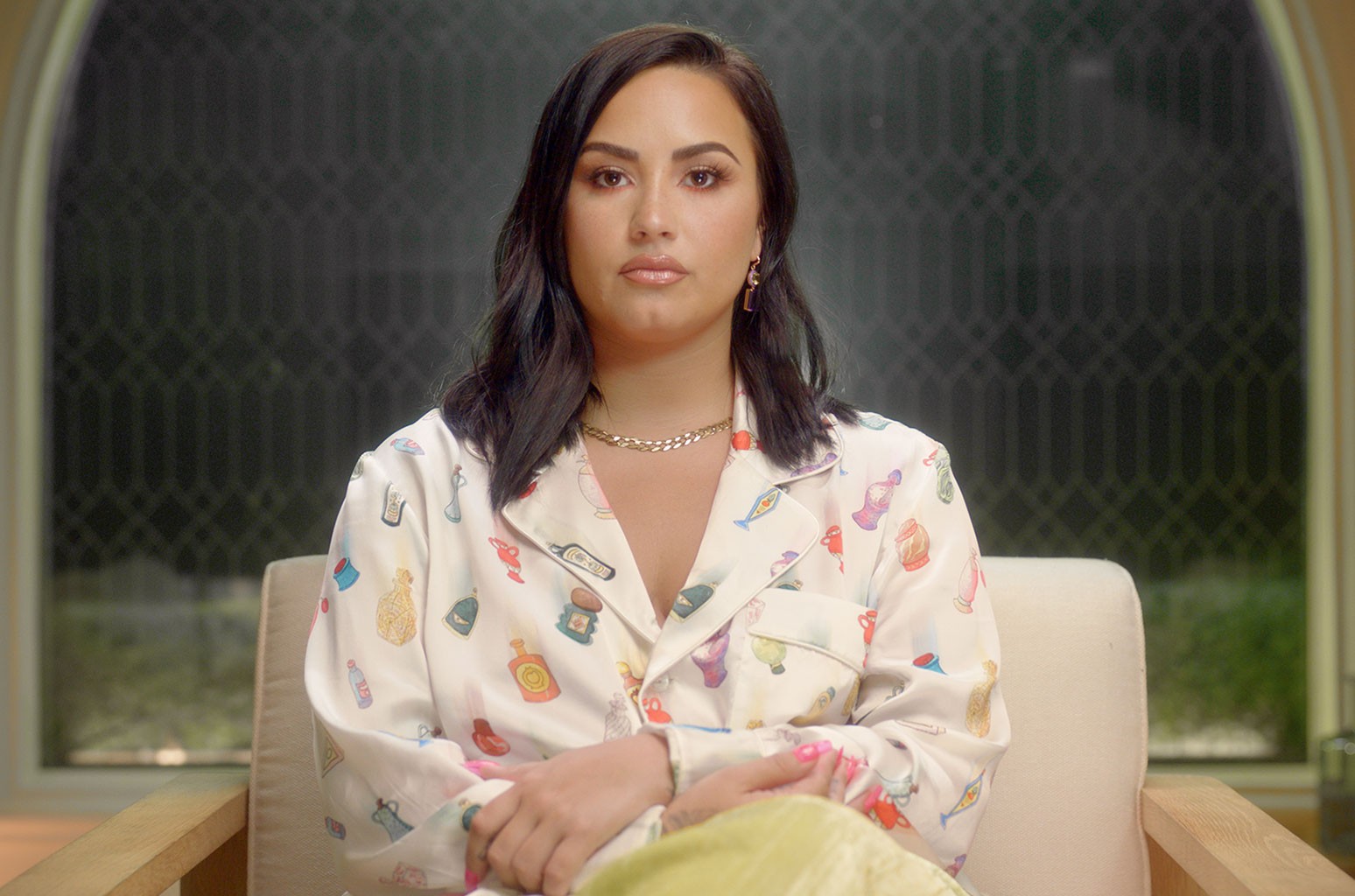 Demi Lovato Chia Sẻ Về Thời Gian Tăm Tối Nhất Trong Đời Qua Phim Tài Liệu 