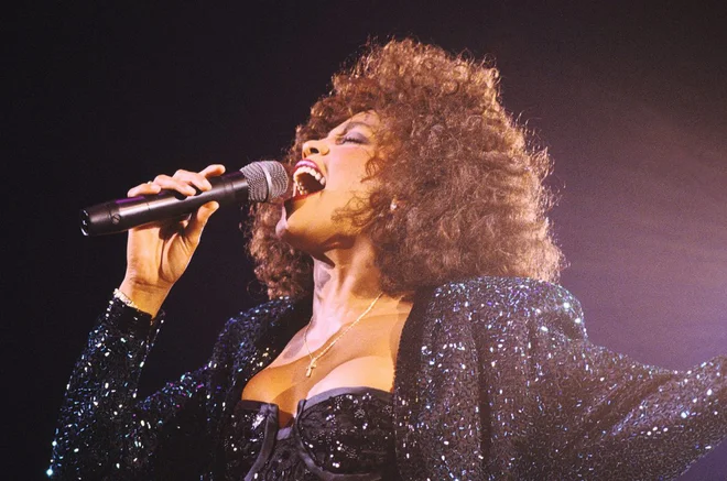 Tài Sản Của Whitney Houston Tăng Gấp 4 Lần Sau 10 Năm Kể Từ Khi Cô Ra Đi